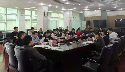 六盤水市人大教科文衛(wèi)委開展“文明鄉(xiāng)風(fēng) 教科文衛(wèi)在行動”主題活動大調(diào)研培訓(xùn)會及教育咨詢服務(wù)紀(jì)實(shí)